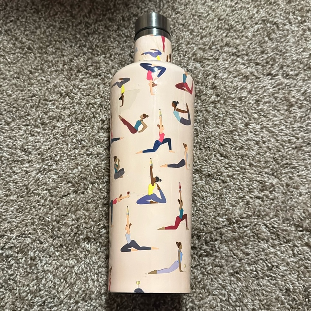 Crofton yoga & wine water bottle! EUC!